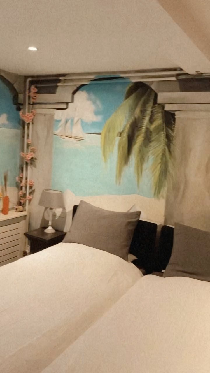 OP VAKANTIE IN NEDERLAND 😎 Dat is zo slecht nog niet toch?
•
•
#bedandbreakfast #bedenbreakfast #bedandbreakfastnederland #hotel #wellness #wellnesshotel #wellnessjourney #wellnessspa #bnb #airbnb #airbnbhomes #zutphen #overnachten #overnachteninstijl
